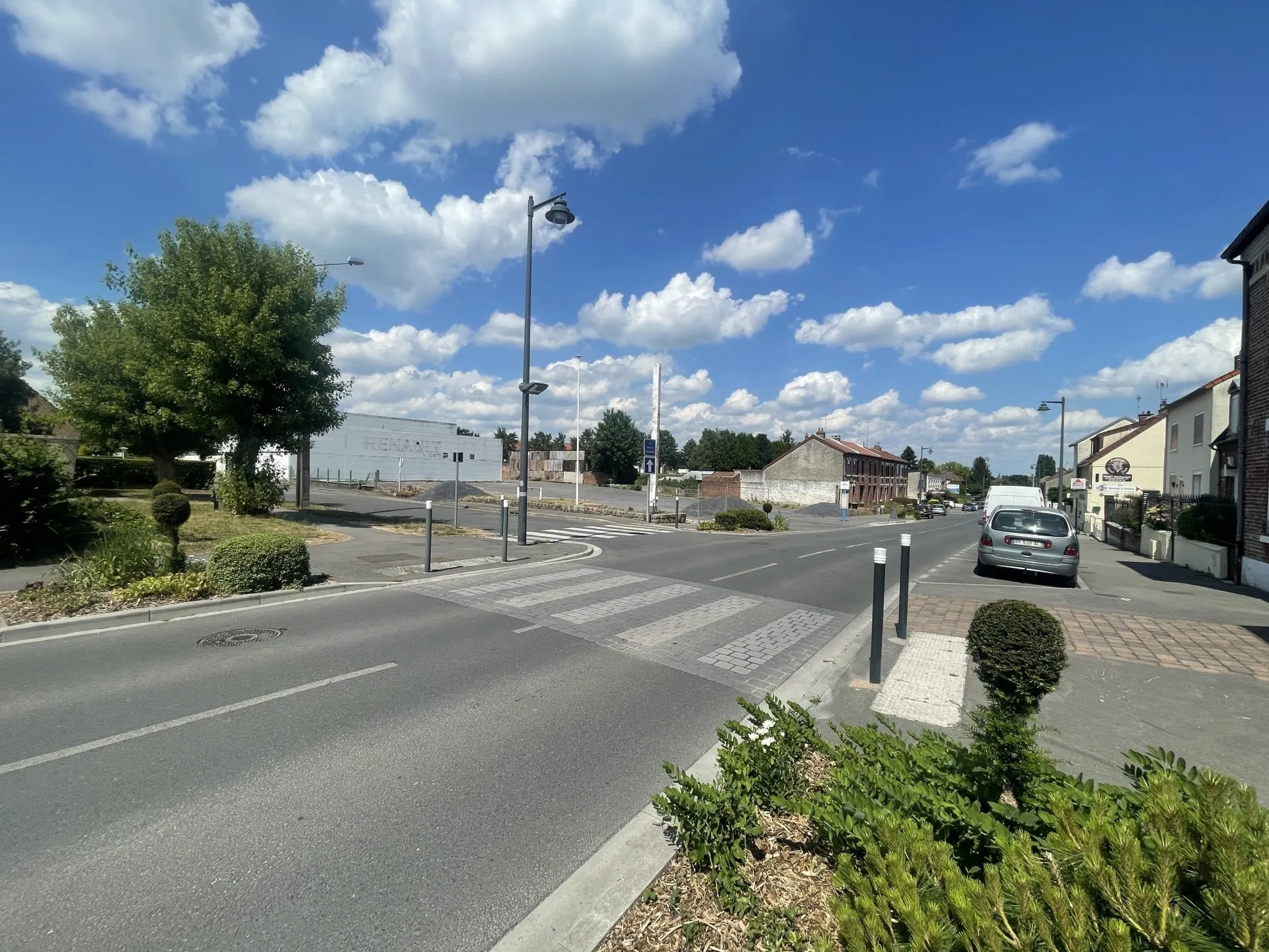 Rue d'accès au centre de stockage BOX 137 à Chauny